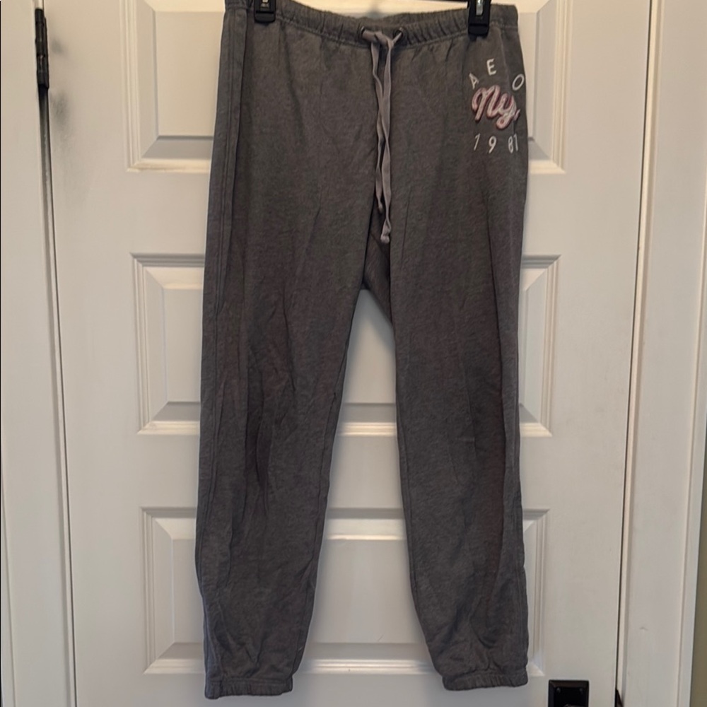 AEO Gray Sweatpants with Pink Logo
